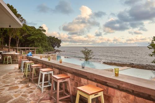 Beach Road Hotel